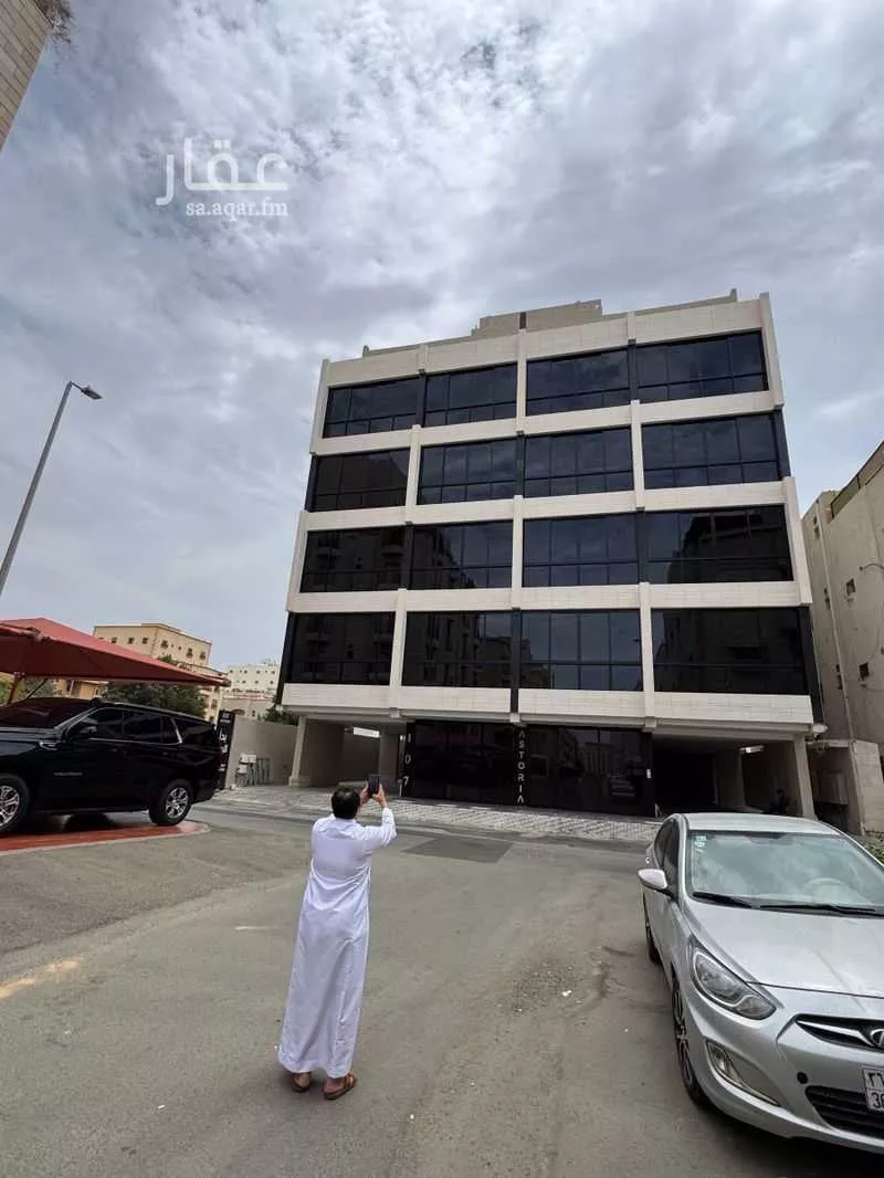 شقة 5 غرف في الروضة 20