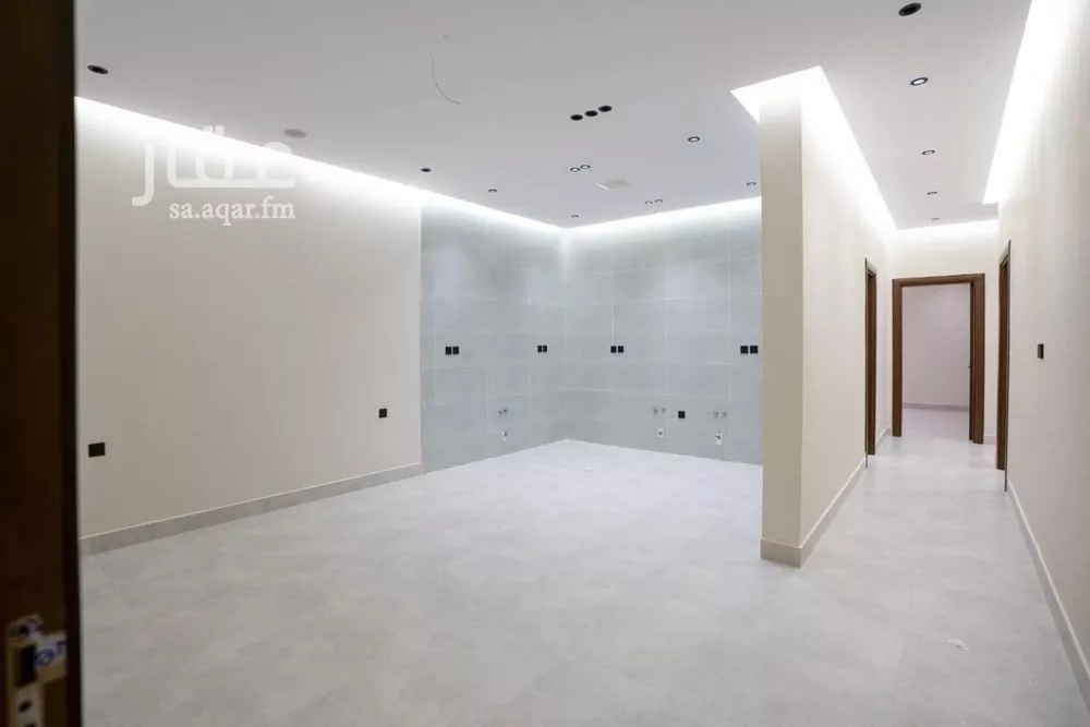 4 bedroom apartment in Al Salamah 5