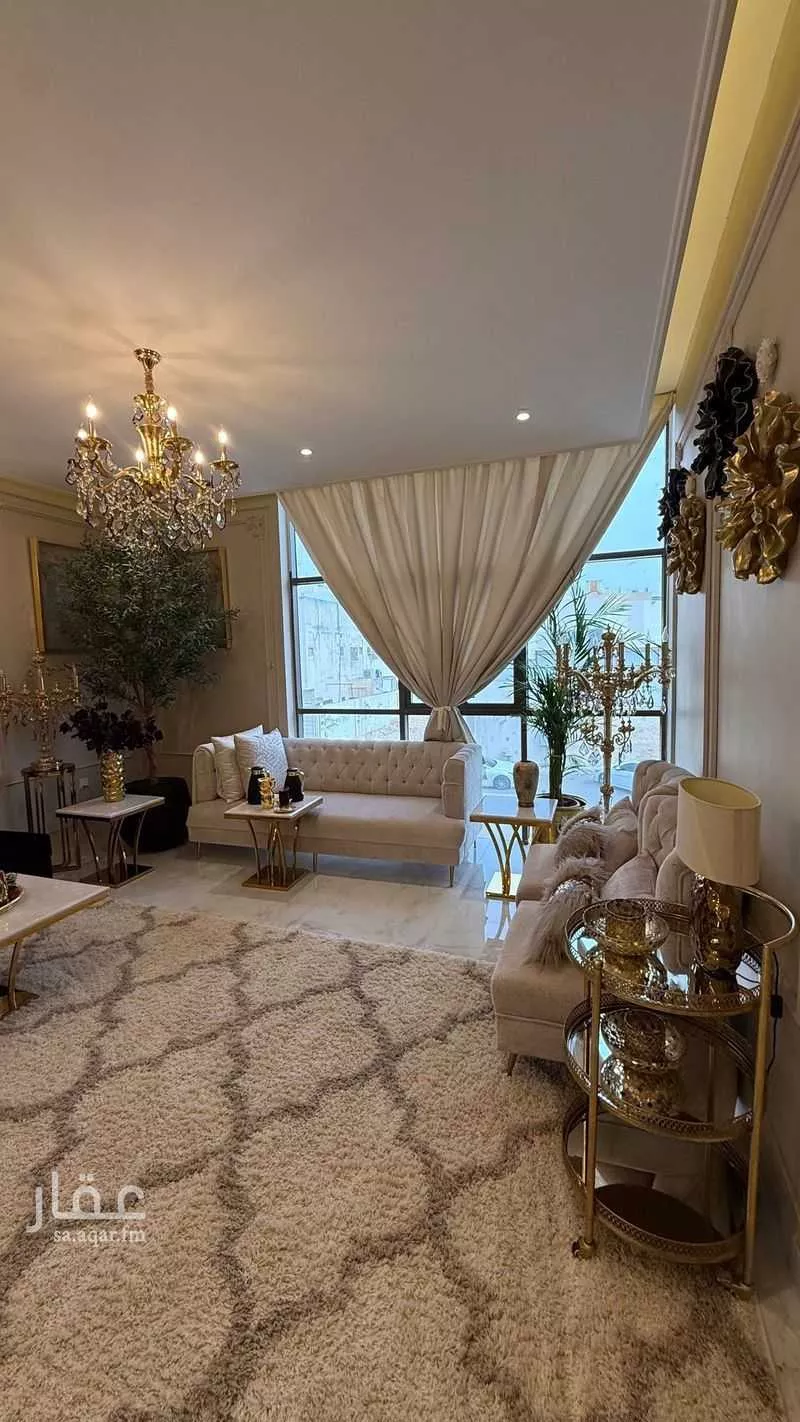 3 bedroom floor in Al Izdihar 6