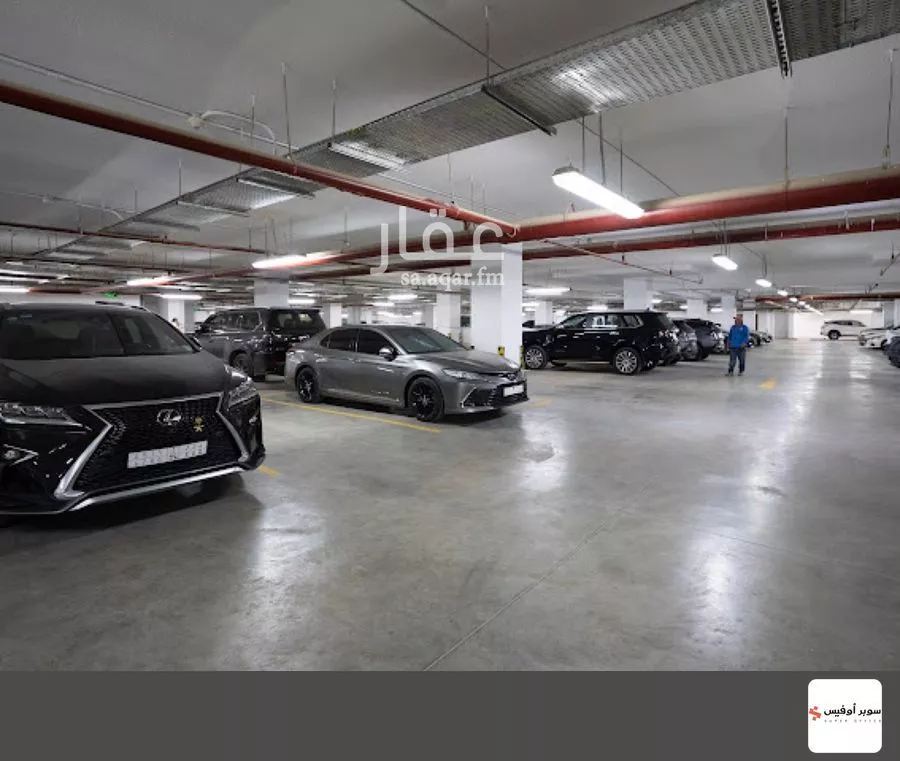 مكتب 9000 م² في السويدي 18