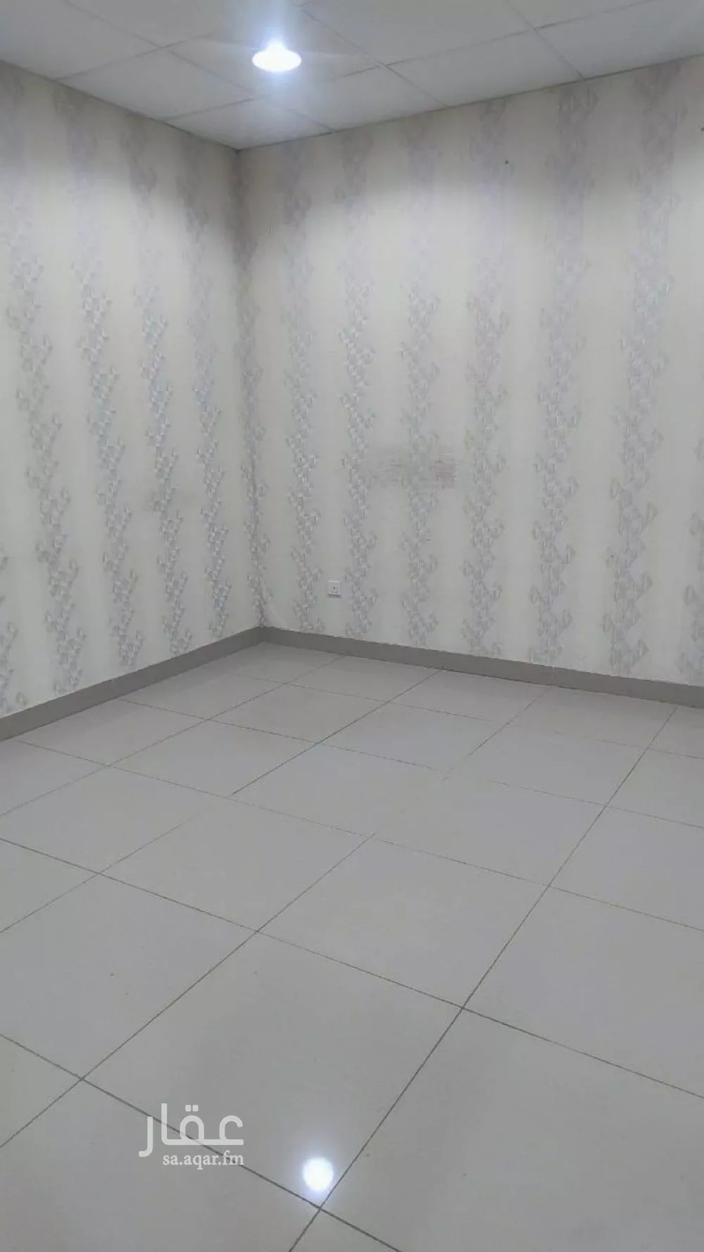 مكتب 900 م² في النهضة 7