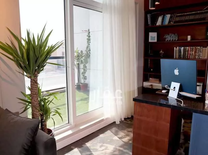 مكتب 219 م² في النرجس 5