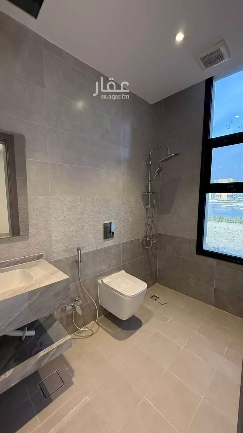 4 bedroom apartment in Al Hamra 11