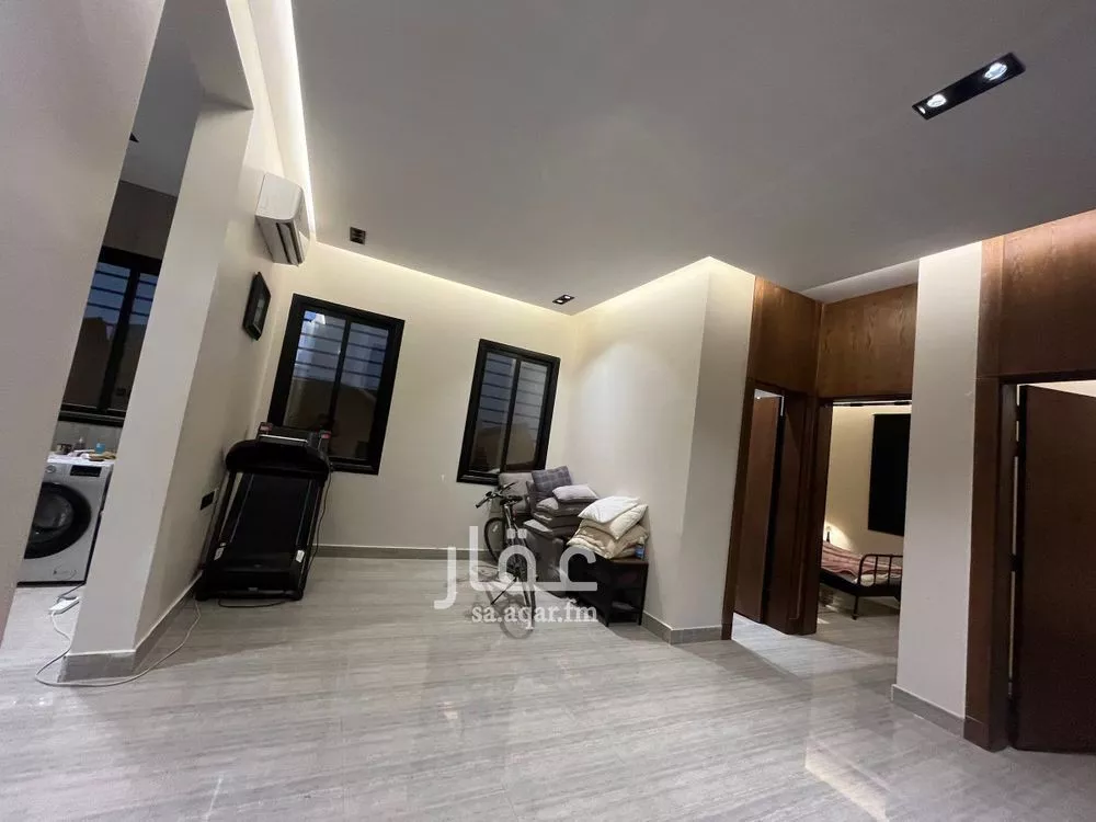 6 bedroom villa in Al Rimal 17