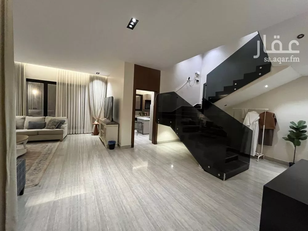 6 bedroom villa in Al Rimal 9