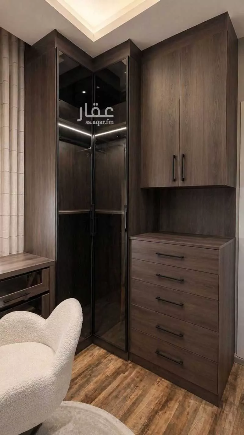 شقة 4 غرف في النرجس 16