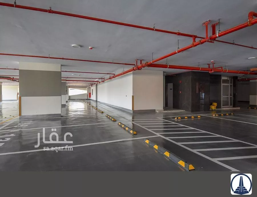 مكتب 4471 م² في الخالدية 13