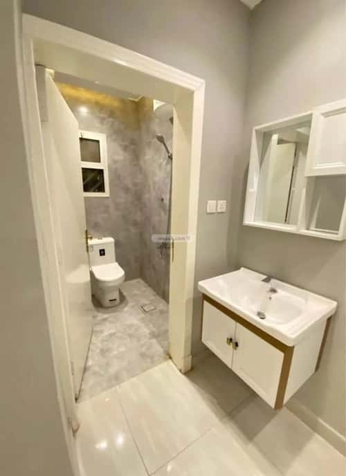 شقة 1 غرف في الملقا 15