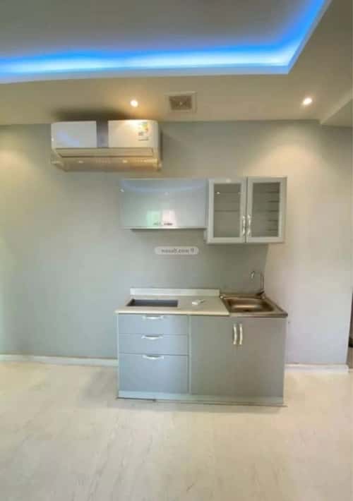 شقة 1 غرف في الملقا 8