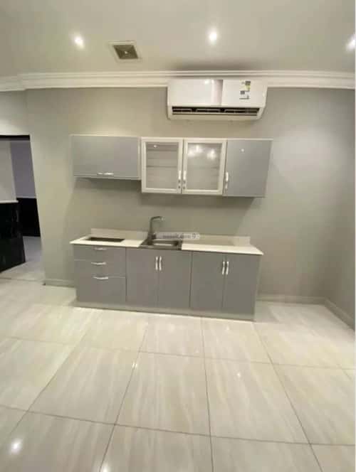 شقة 1 غرف في الملقا 9