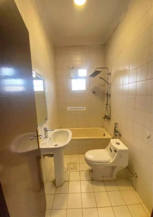 شقة 1 غرف في العقيق 7