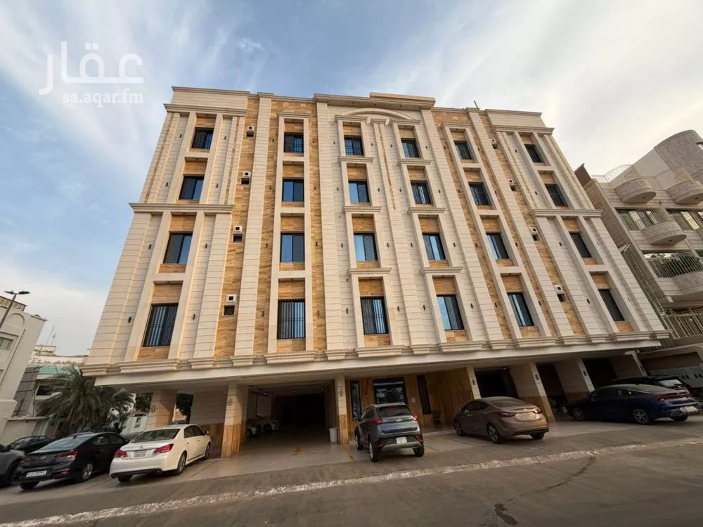 شقة 5 غرف في الصفا 2