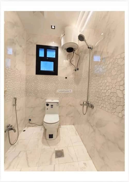 شقة 1 غرف في الملقا 4