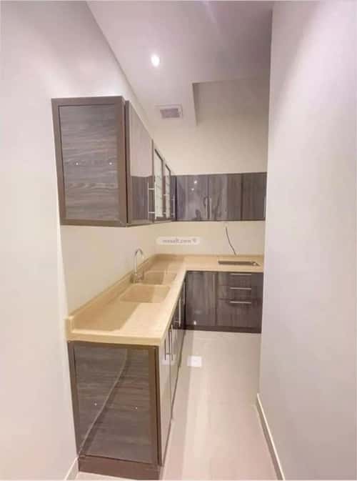 شقة 1 غرف في الملقا 7