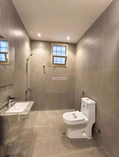 شقة 1 غرف في الورود 10