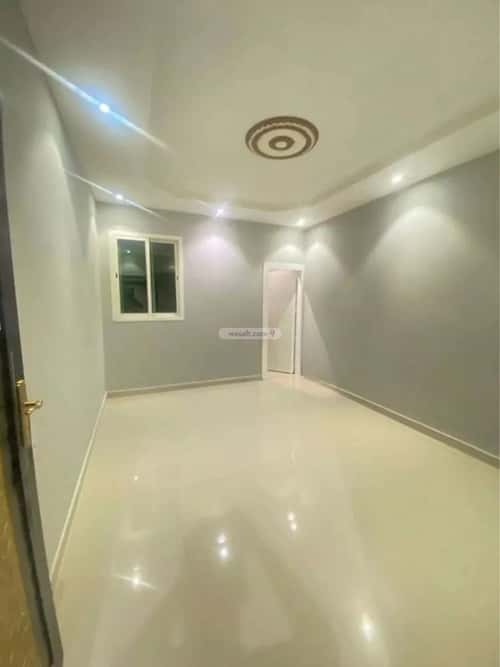 شقة 1 غرف في الملقا 10