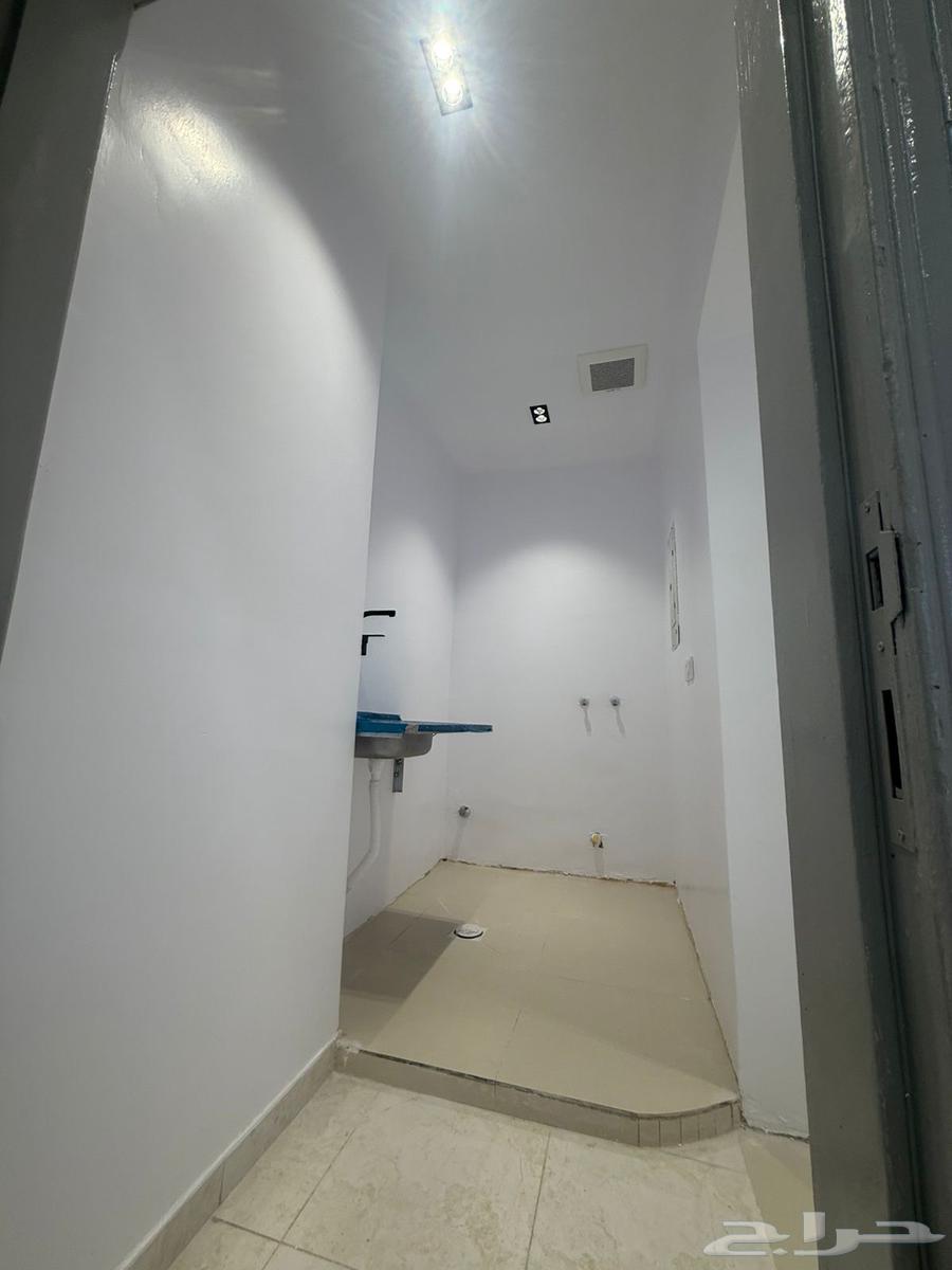 شقة  في النظيم 5