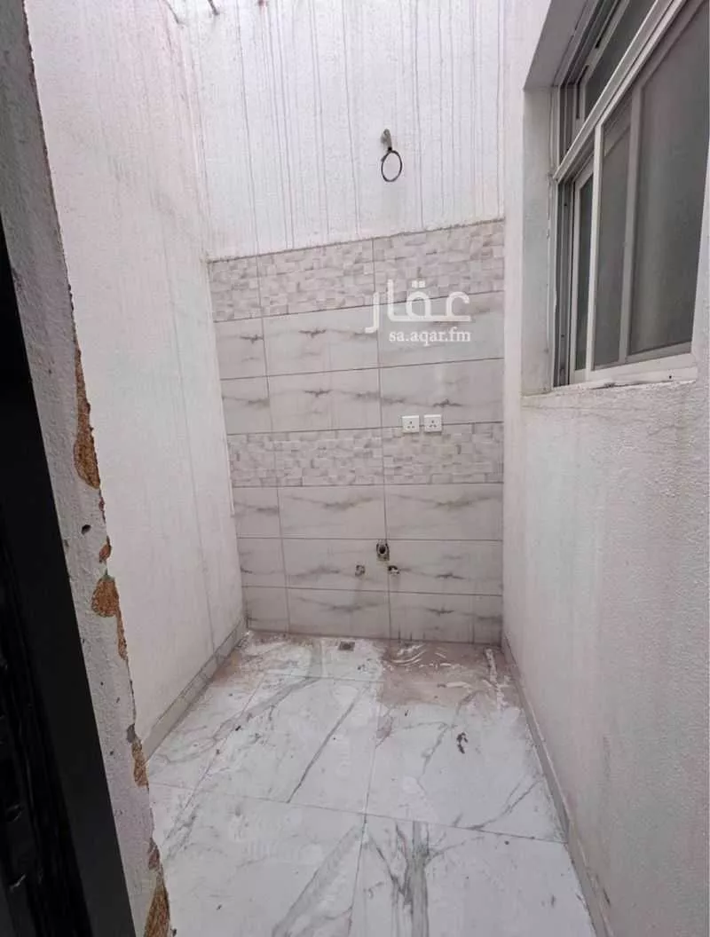 شقة 3 غرف في الملقا 11