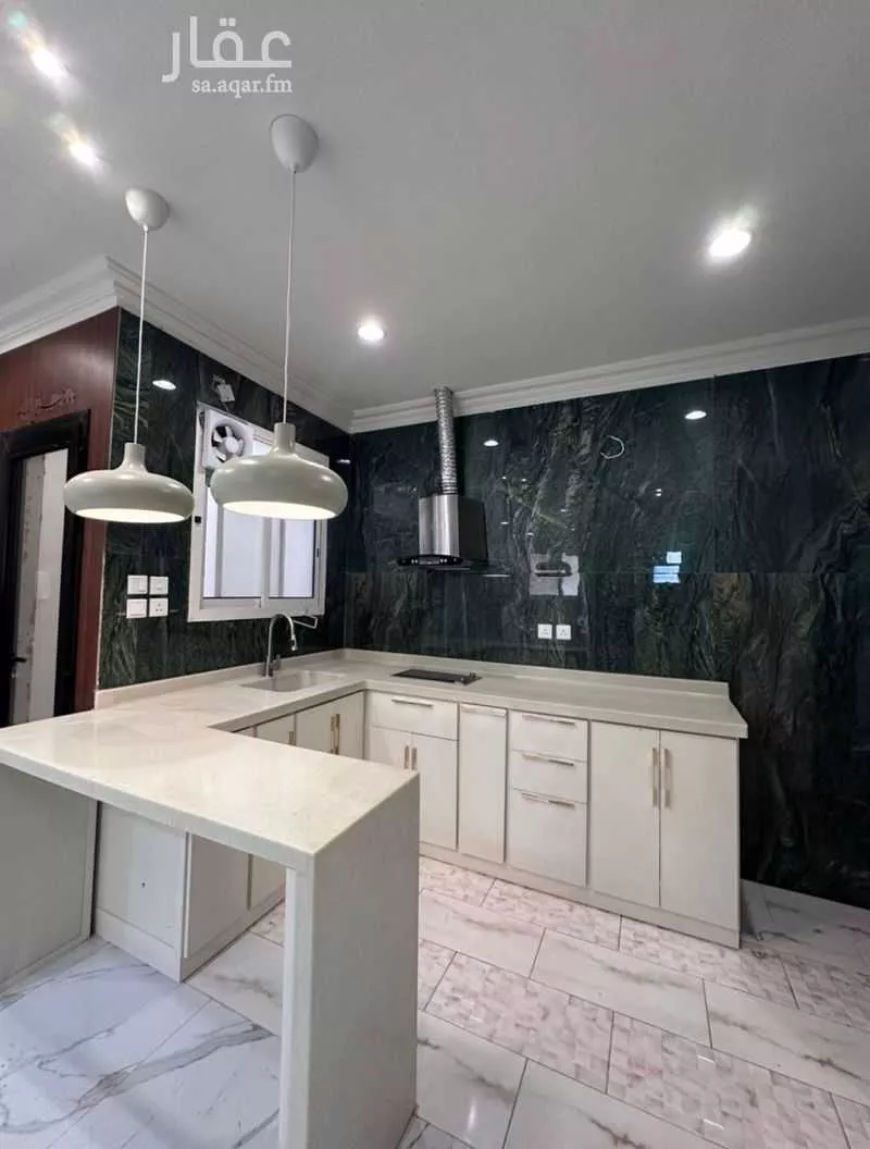 شقة 3 غرف في الملقا 7