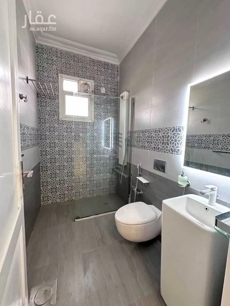 شقة 3 غرف في الملقا 10