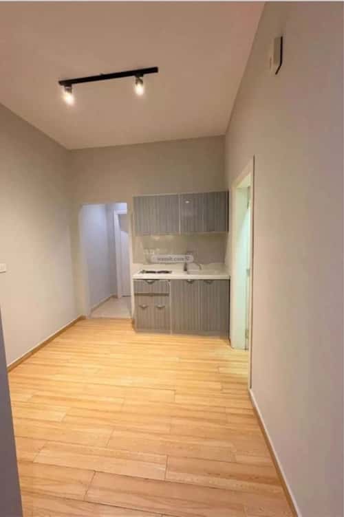 شقة 1 غرف في النزهة 4