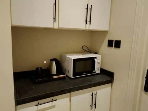 1 bedroom apartment in Qurtubah 7