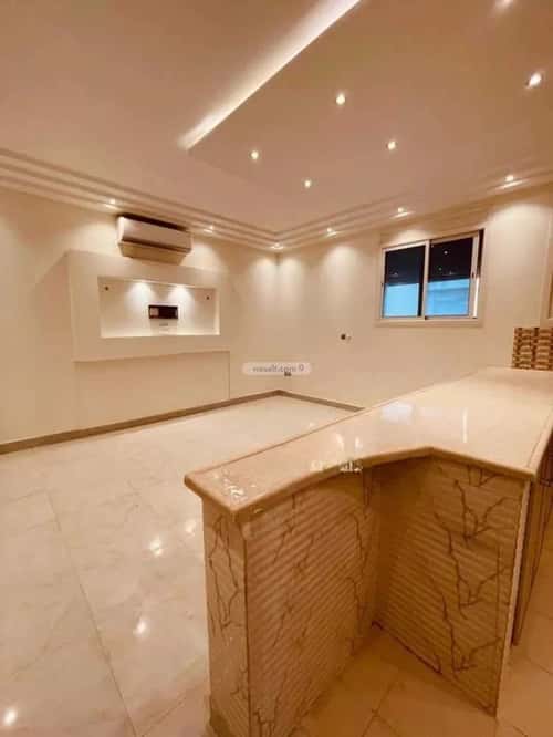 شقة 4 غرف في عرقة 4