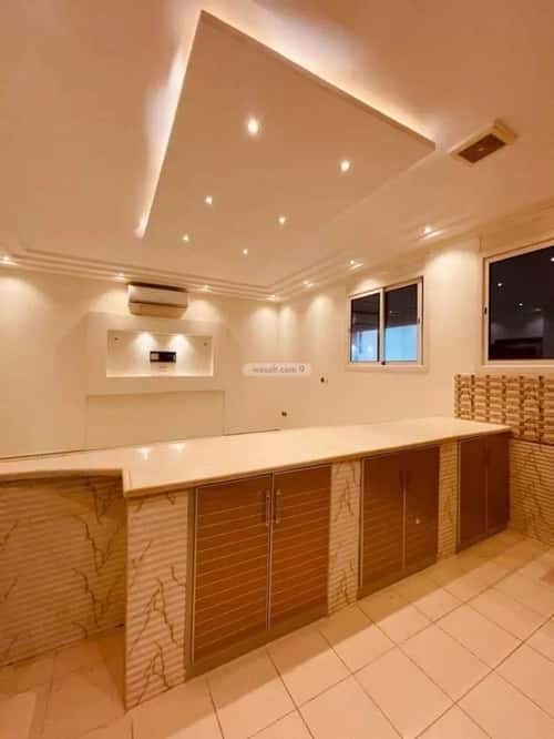 شقة 4 غرف في عرقة 6