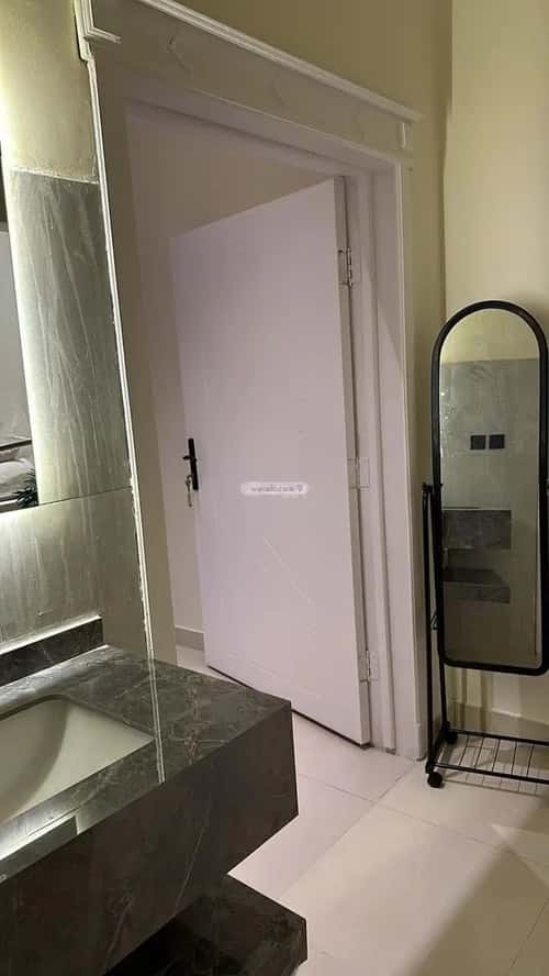 شقة 1 غرف في العارض 6