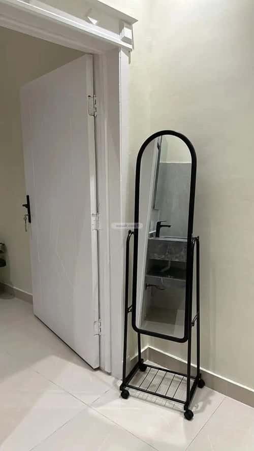 شقة 1 غرف في العارض 9