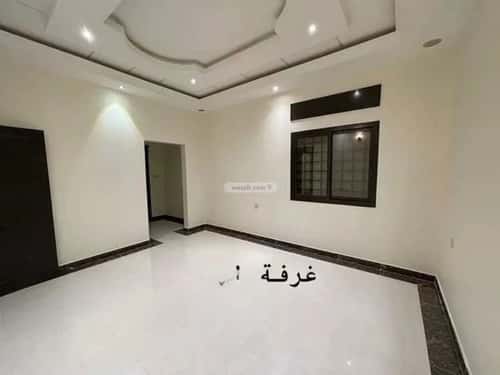 فيلا 4 غرف في الملقا 4