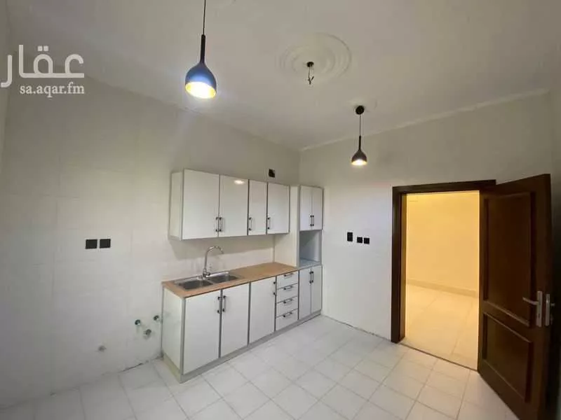 شقة 5 غرف في السلامة 2