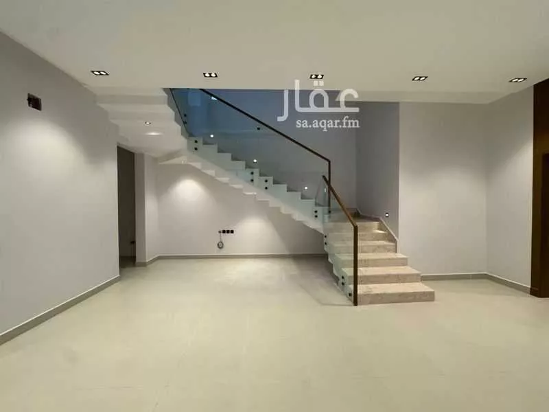 فيلا 5 غرف في القدس 12