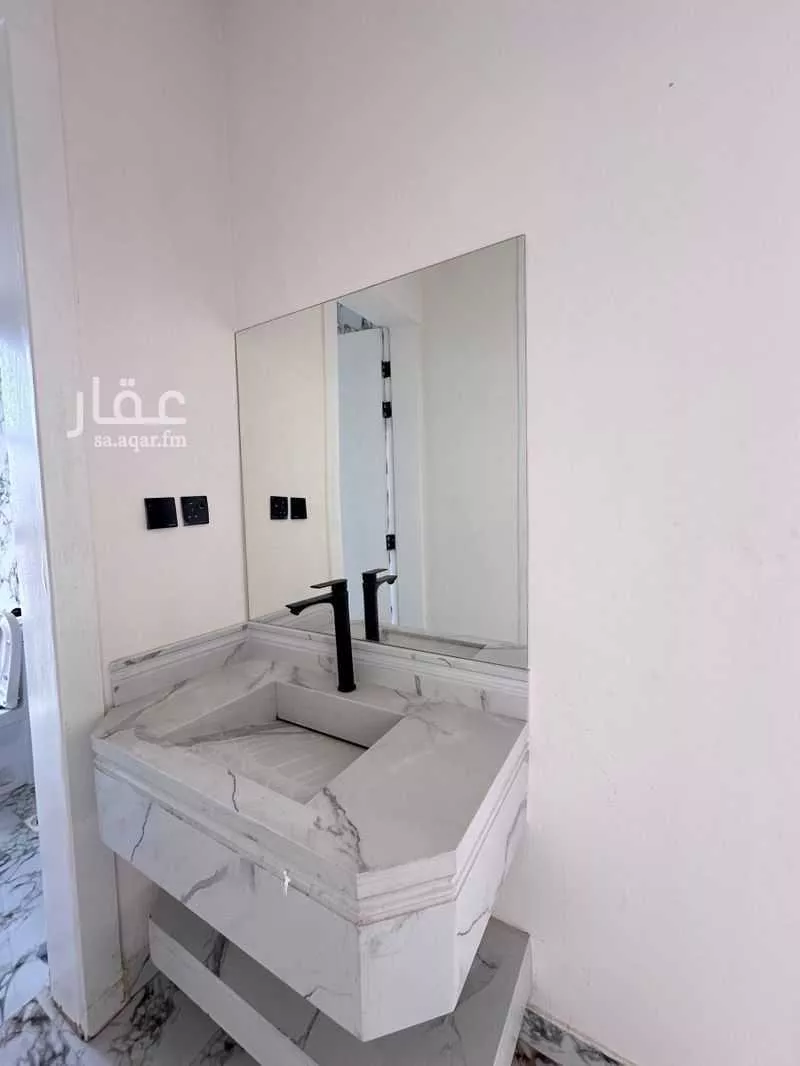 شقة 4 غرف في عكاظ 16