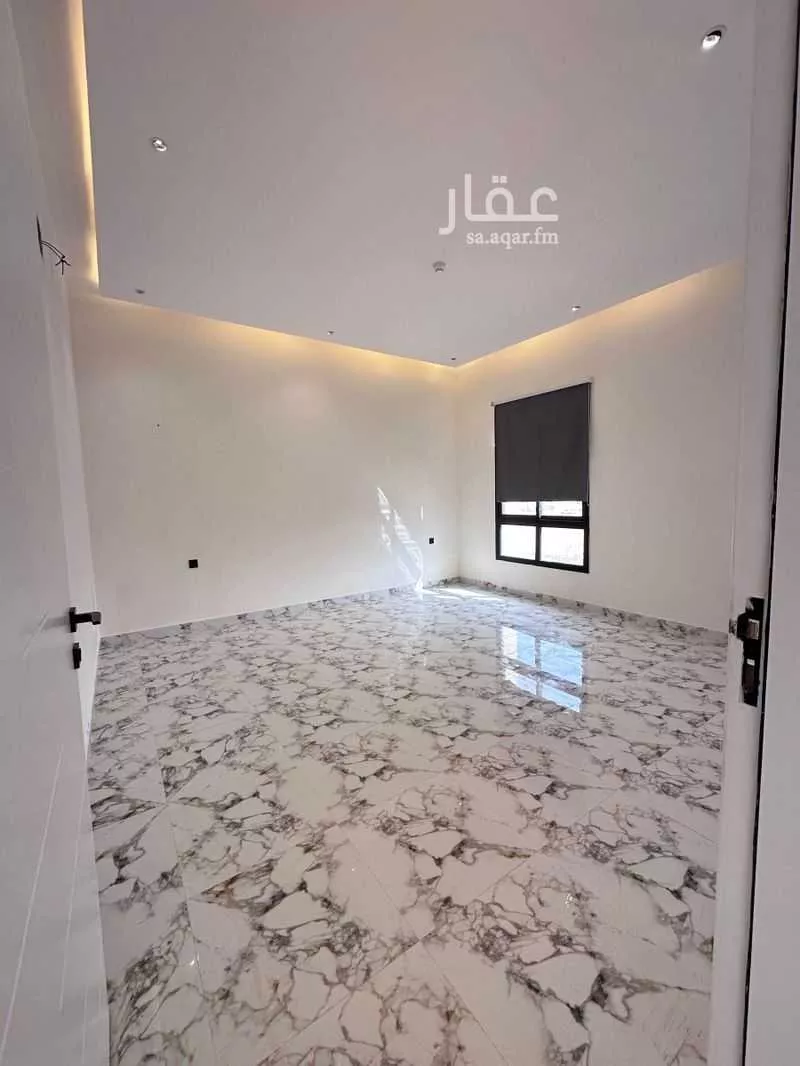 شقة 4 غرف في عكاظ 17