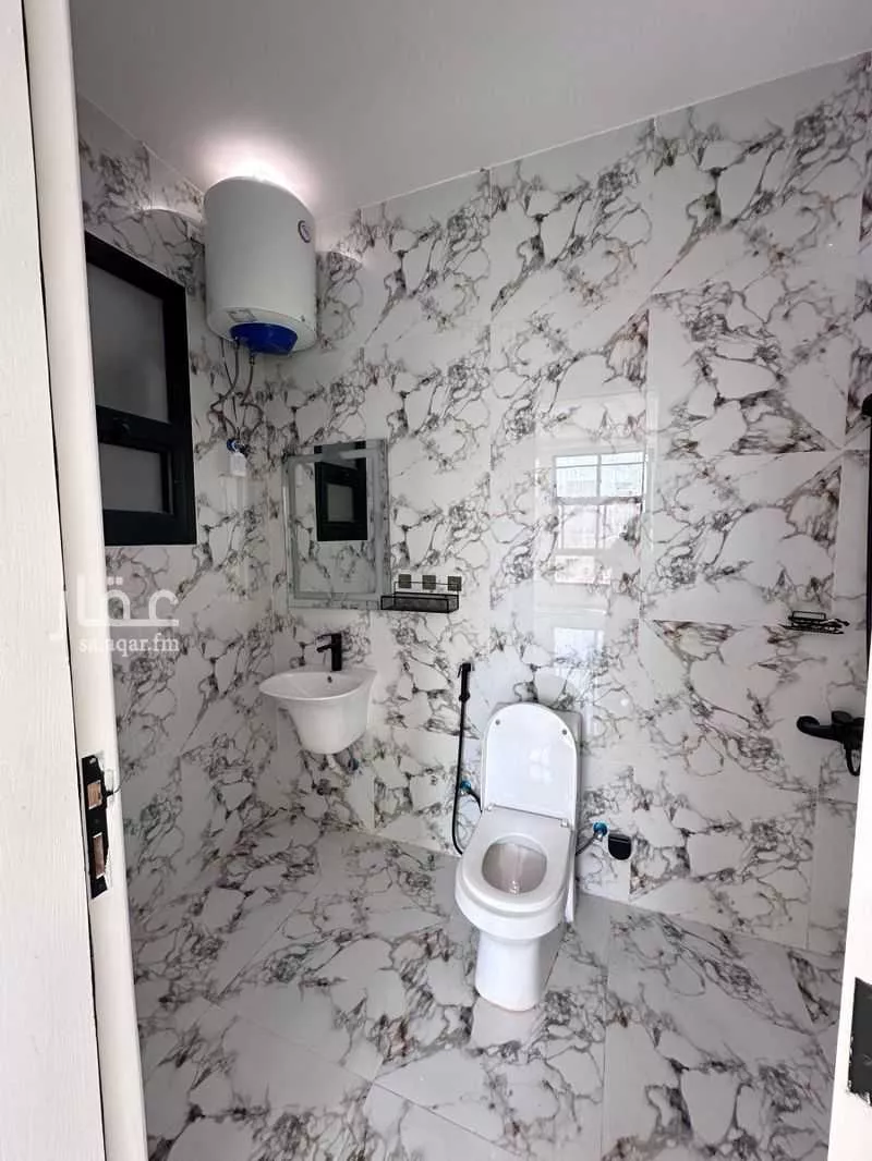 شقة 4 غرف في عكاظ 18