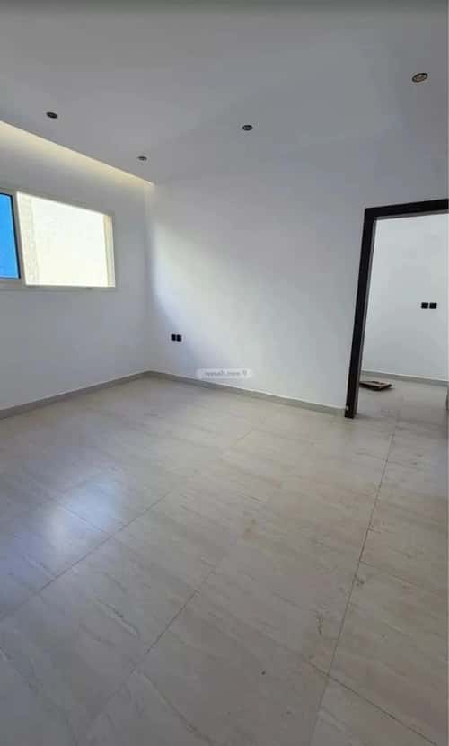 شقة 3 غرف في الرمال 2