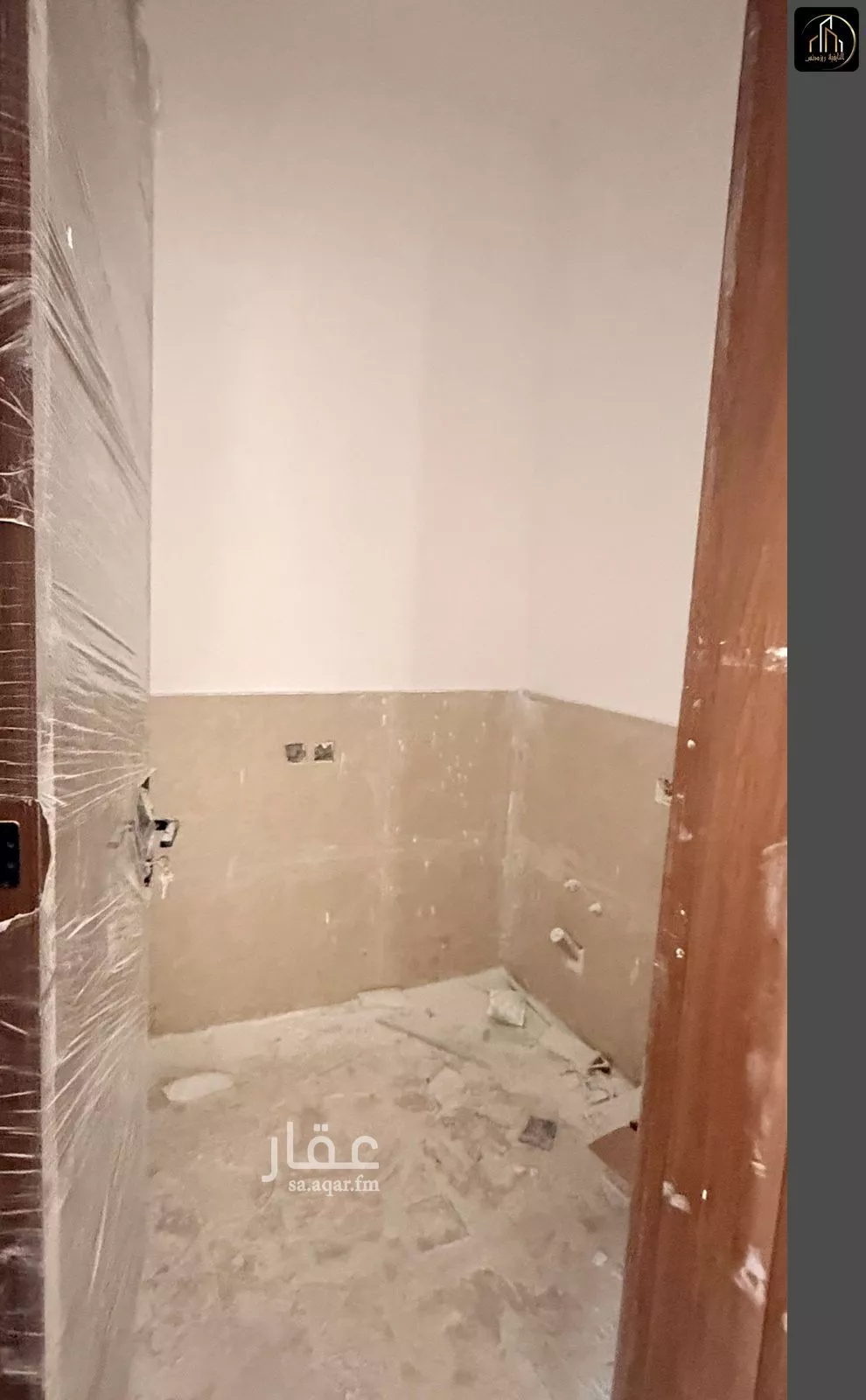 فيلا 5 غرف في الرمال 10