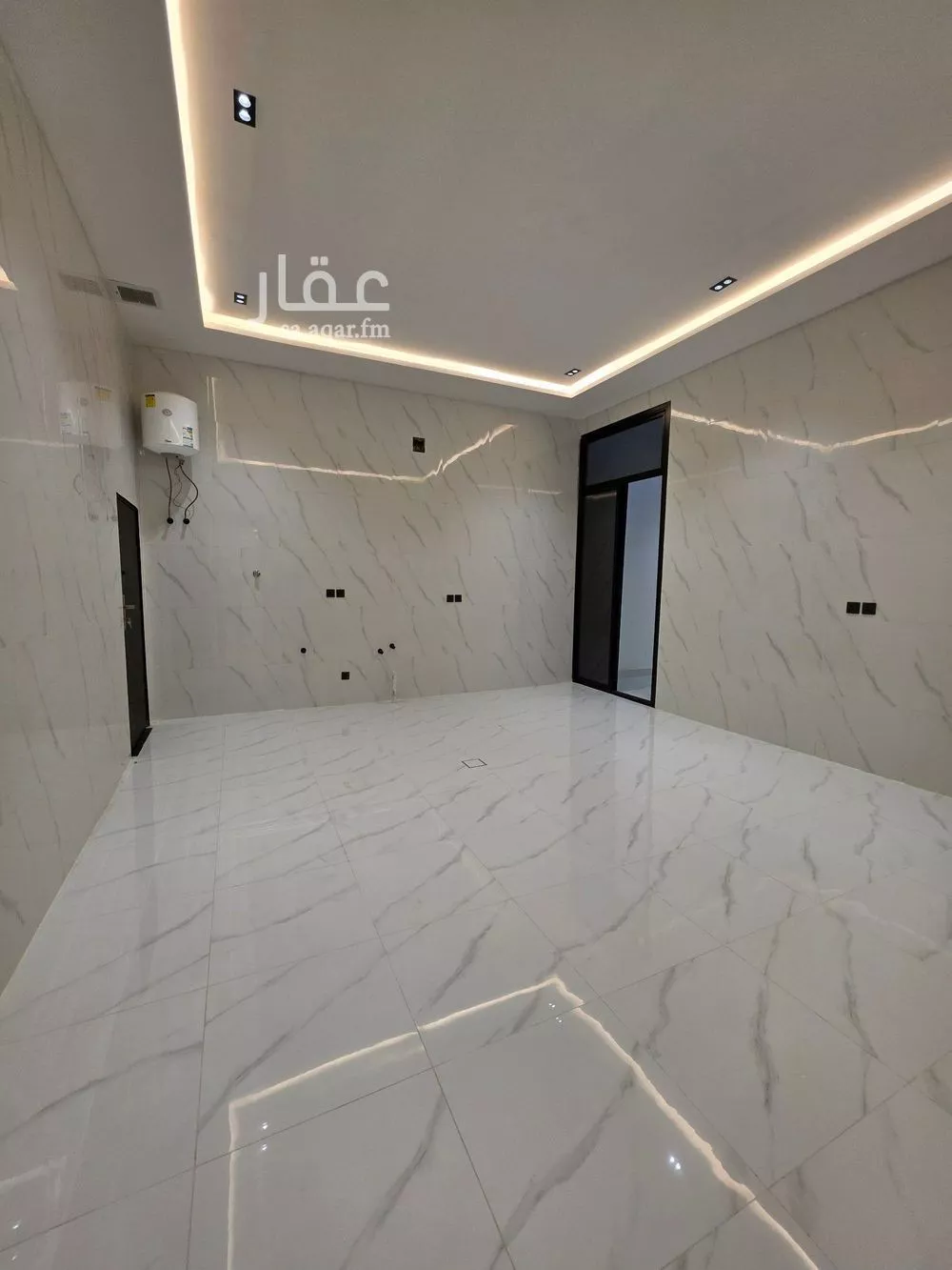 فيلا 6 غرف في القادسية 14