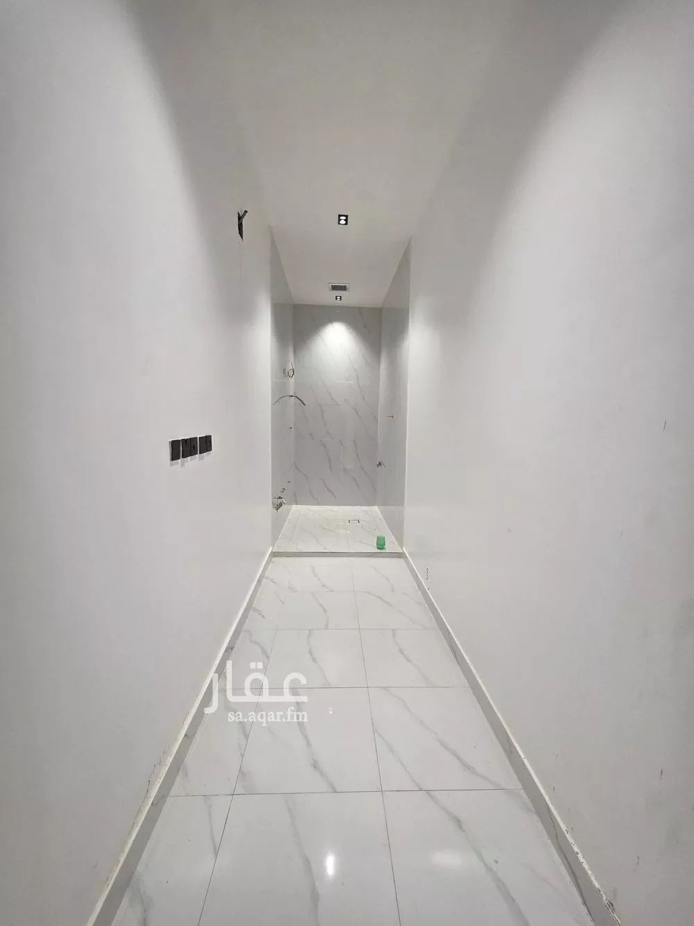 فيلا 6 غرف في القادسية 15