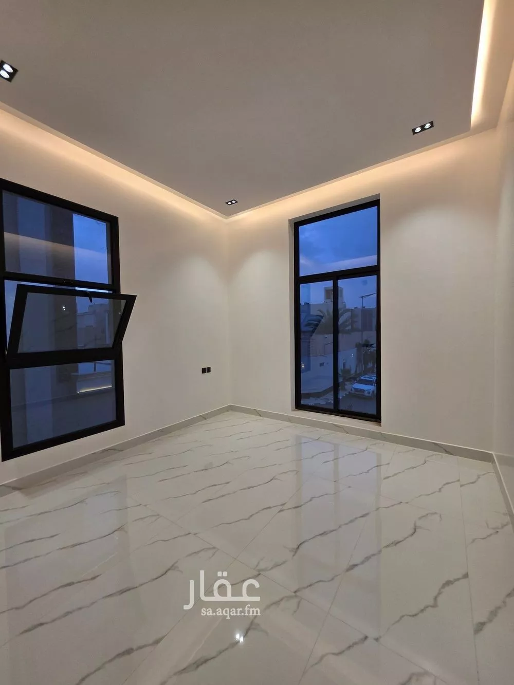 فيلا 6 غرف في القادسية 21