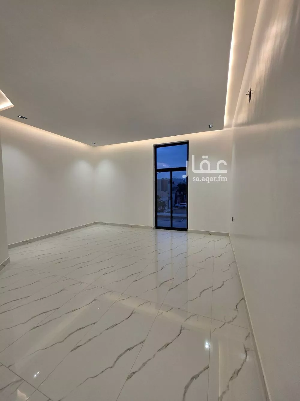 فيلا 6 غرف في القادسية 23