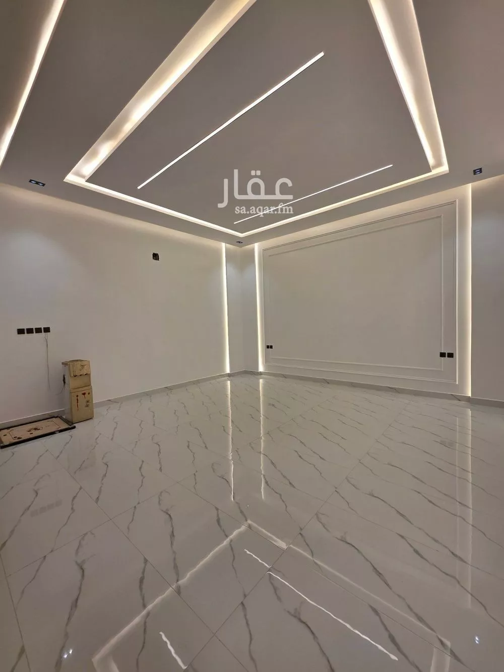 فيلا 6 غرف في القادسية 8