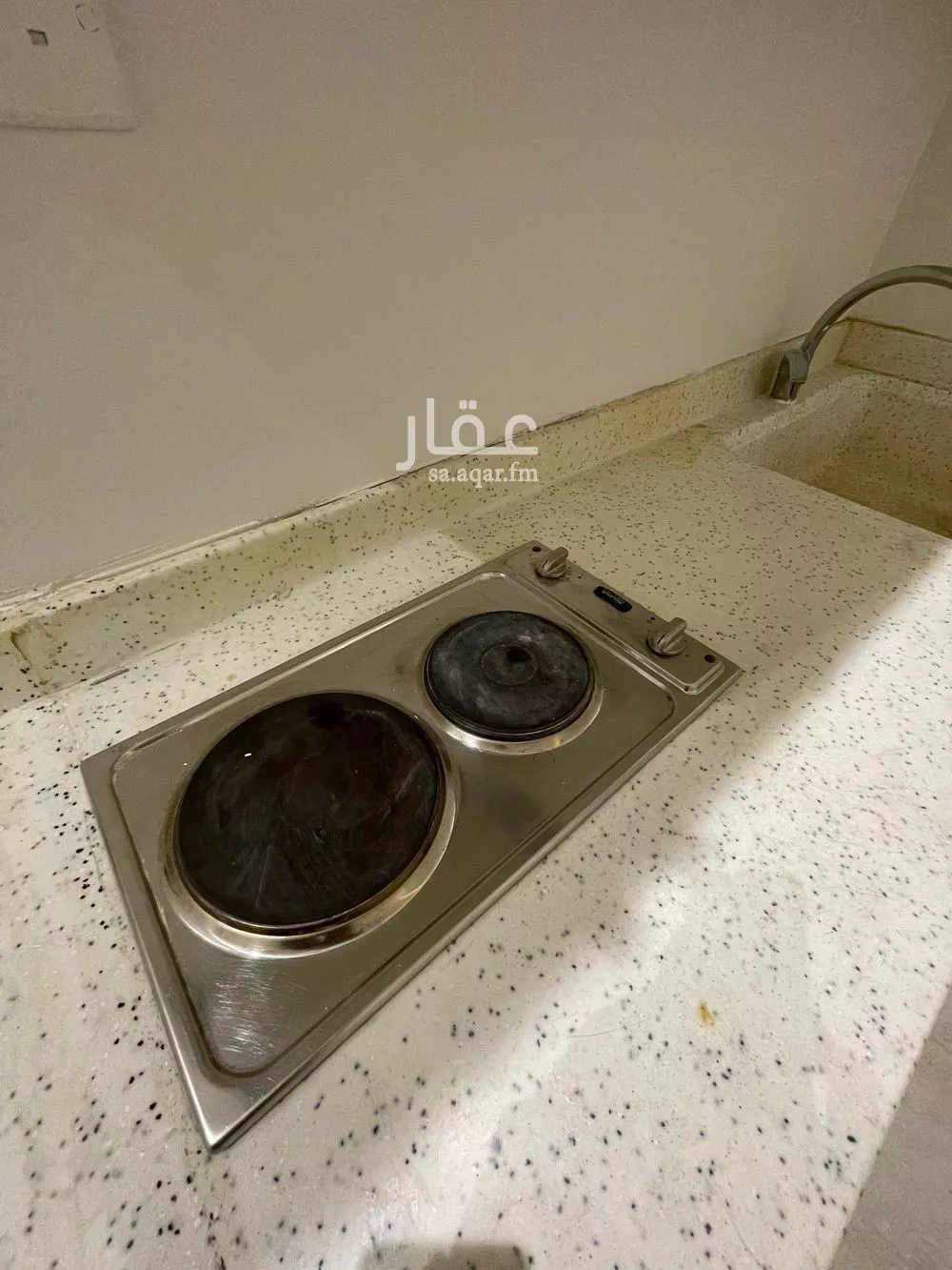 شقة 1 غرف في الملقا 5