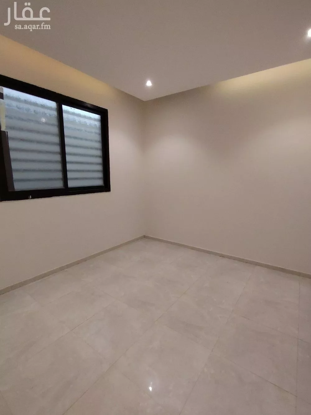 شقة 3 غرف في العارض 12