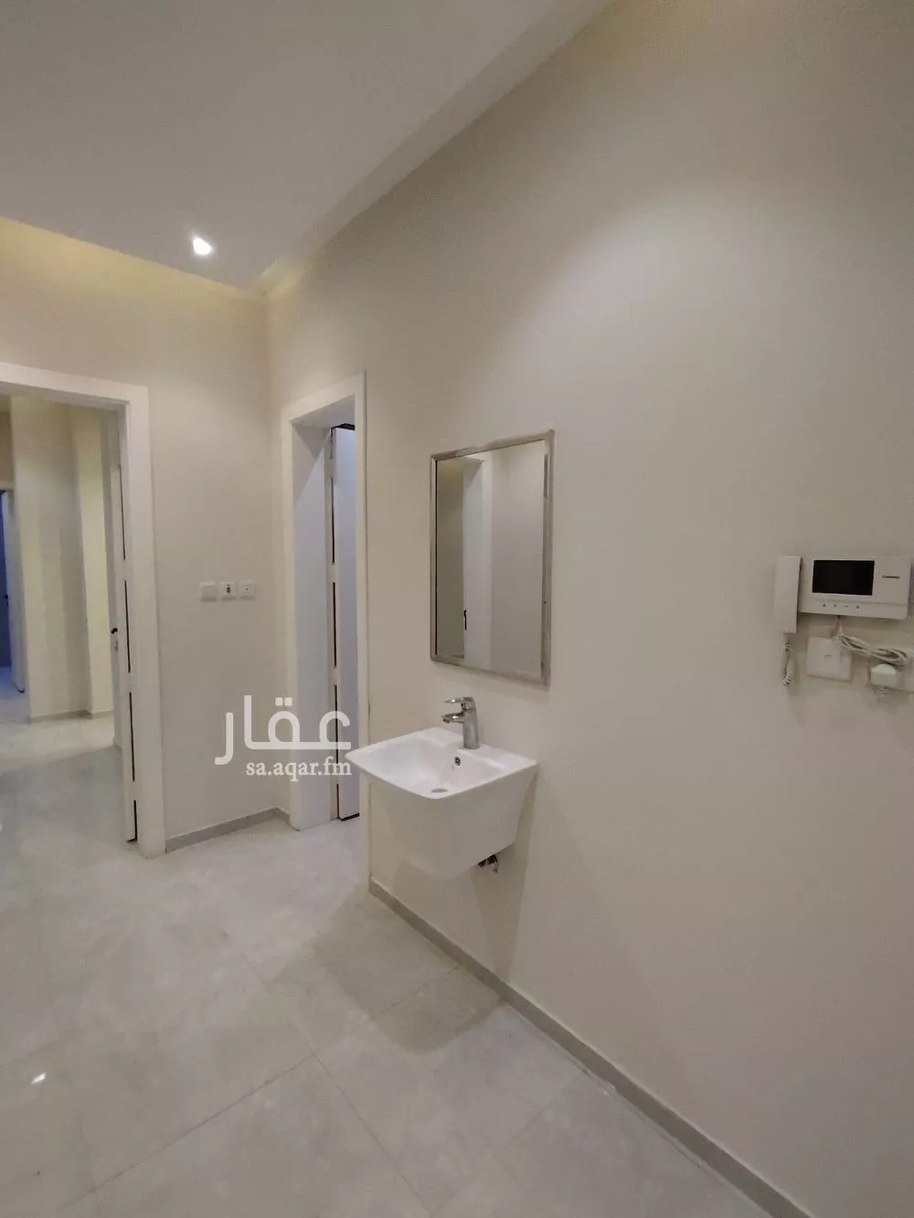 شقة 3 غرف في العارض 3