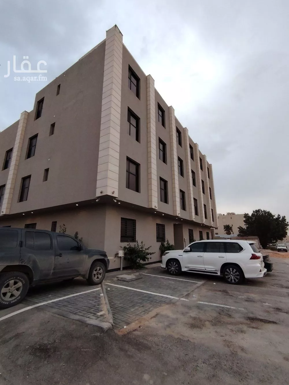 شقة 3 غرف في العارض 4