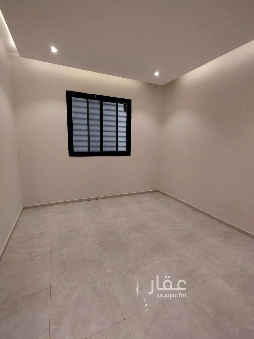 شقة 3 غرف في العارض 9