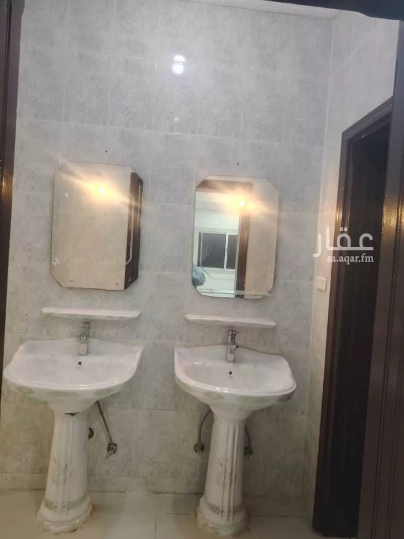 شقة 5 غرف في الروابي 7