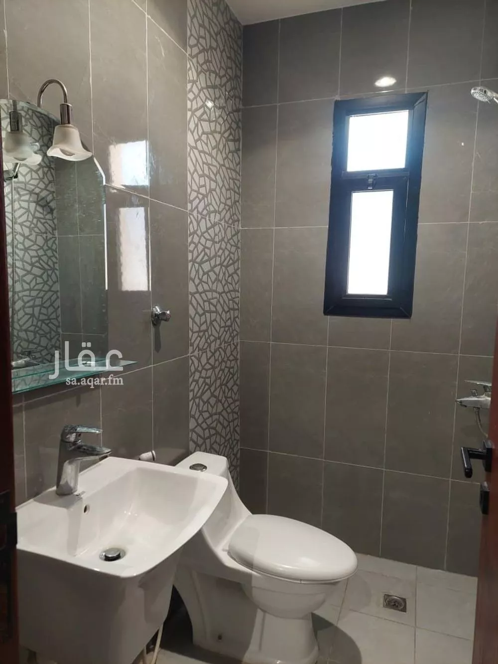 شقة 1 غرف في الصفا 25